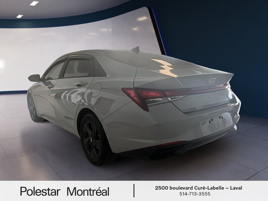 Hyundai Elantra Preferred 2022-6