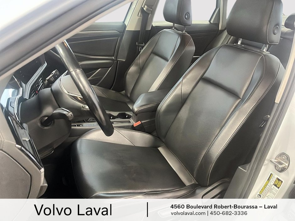 Volkswagen Jetta Highline 2019-8