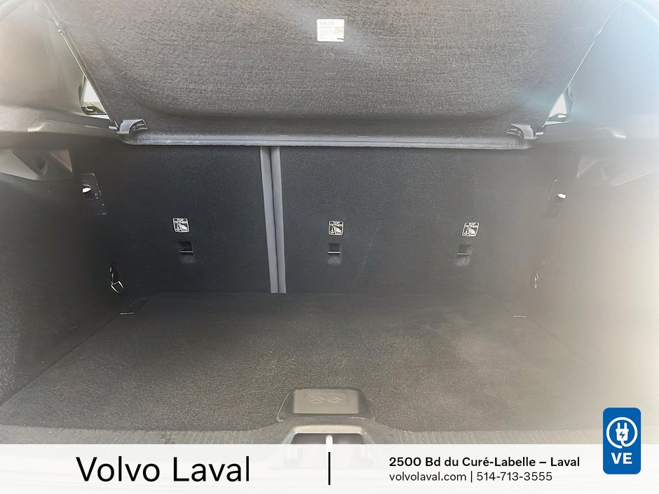 Volvo EX30 Ultra 2025-20