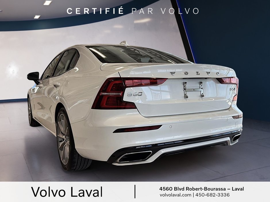Volvo S60 Momentum 2022-5
