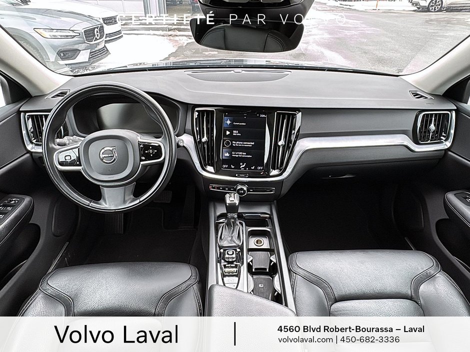 2020 Volvo V60 Cross Country BASE-14