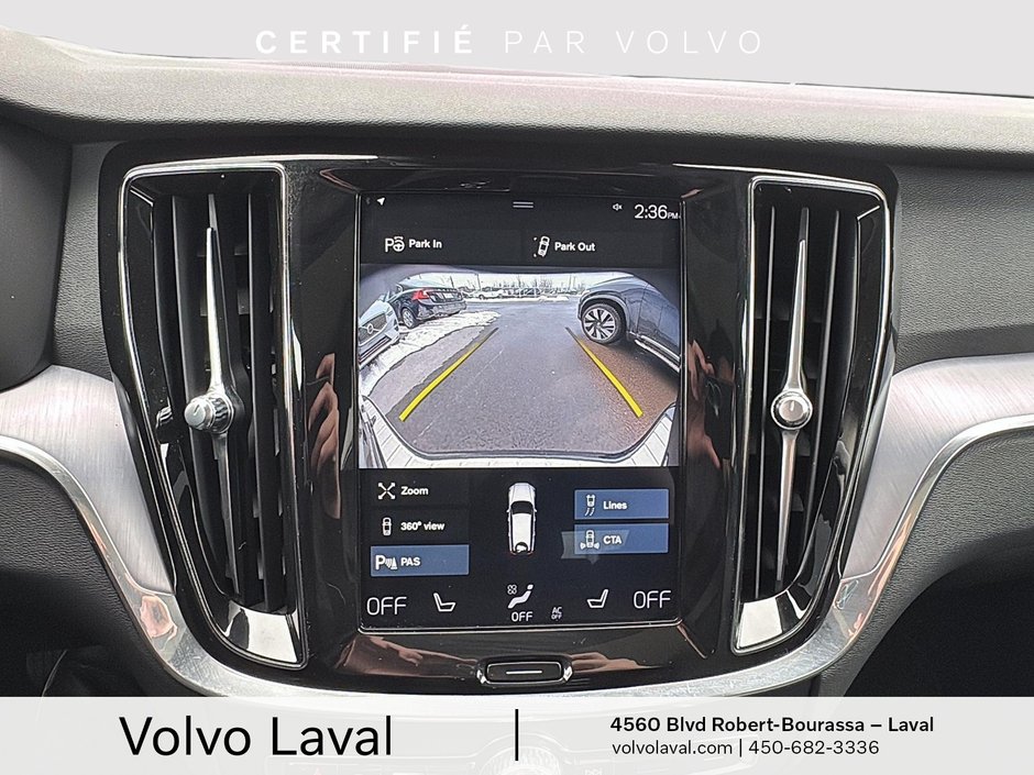 2020 Volvo V60 Cross Country BASE-25