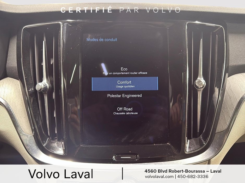 2021 Volvo V60 Cross Country BASE-13