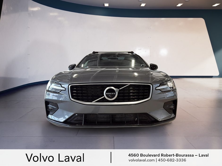 2020 Volvo V60 R-Design-1