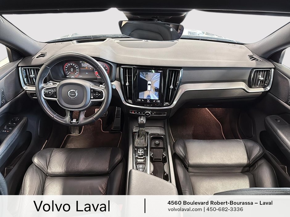 2020 Volvo V60 R-Design-22