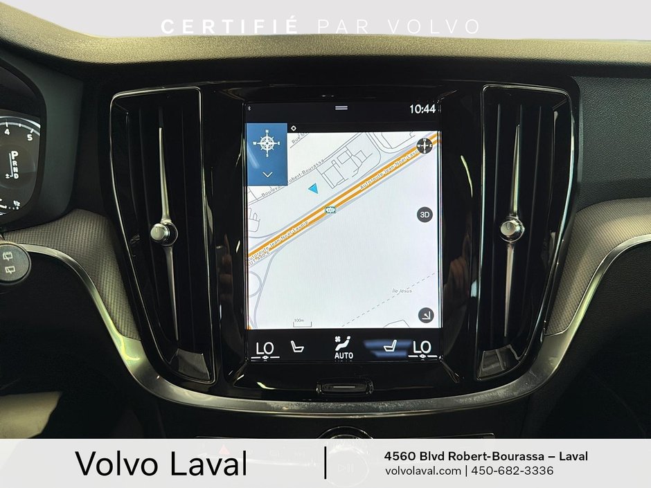 Volvo V60 R-Design 2021-15