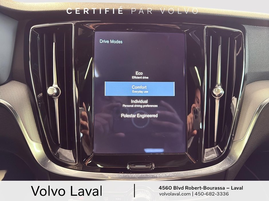 Volvo V60 R-Design 2021-20