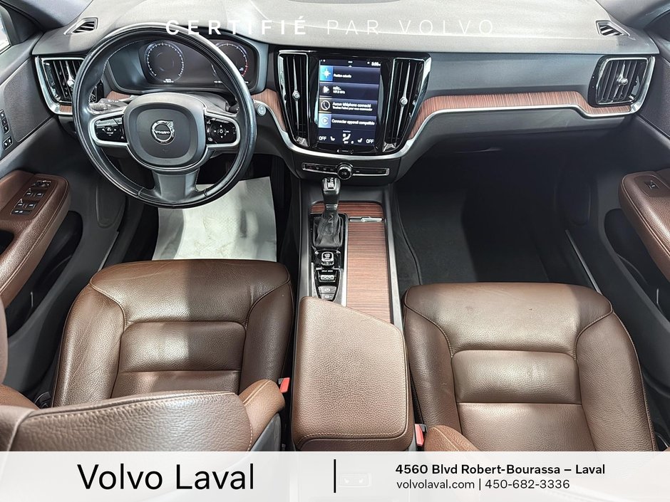 Volvo V60 Momentum 2021-11