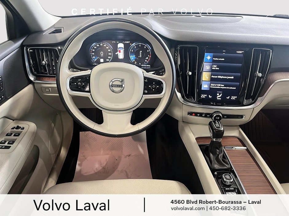 Volvo V60 Momentum 2021-11