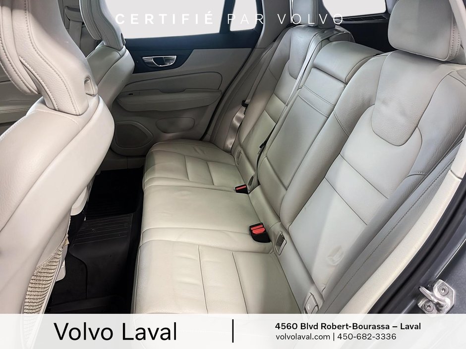 Volvo V60 Momentum 2021-18