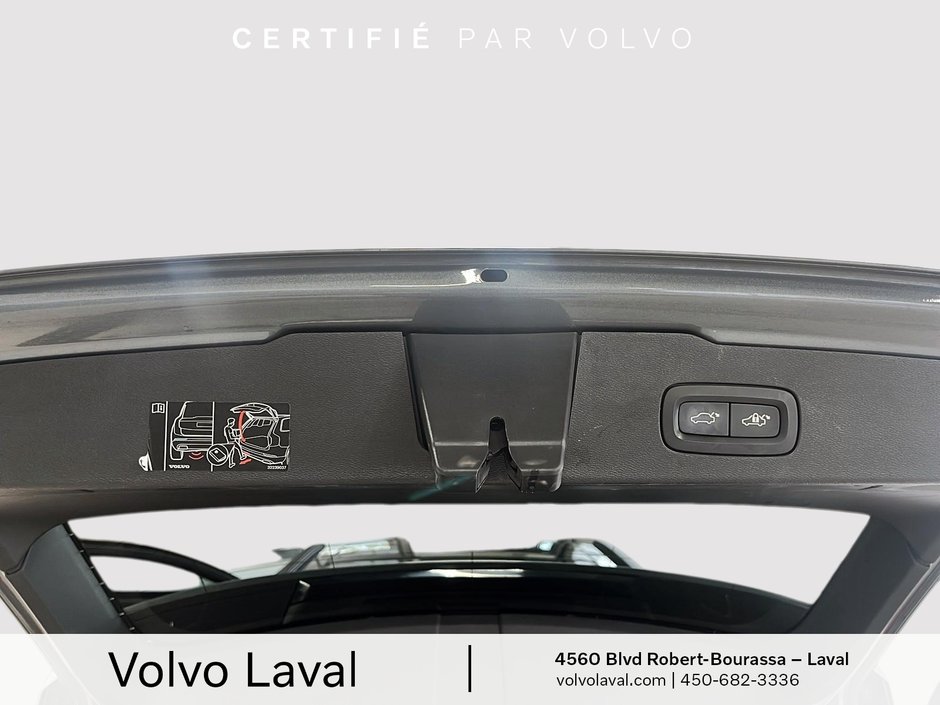 Volvo V60 Momentum 2021-20