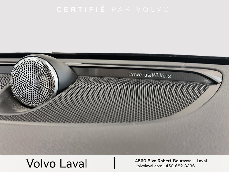 Volvo V60 Ultimate Dark Theme 2023-11