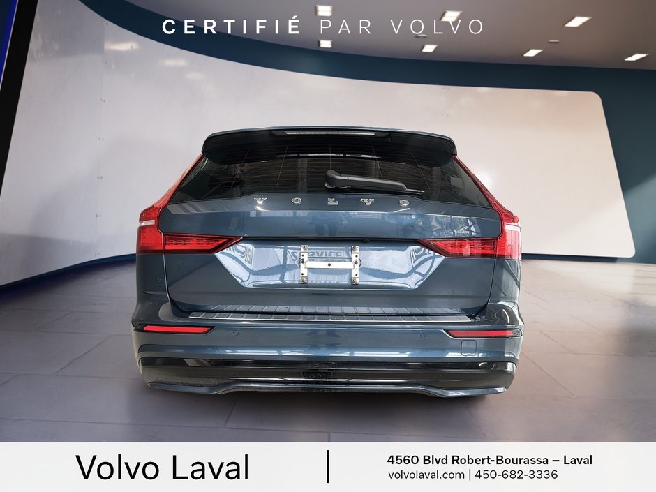Volvo V60 Ultimate Dark Theme 2023-5