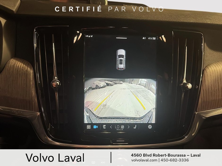 2022 Volvo V90 Cross Country BASE-20