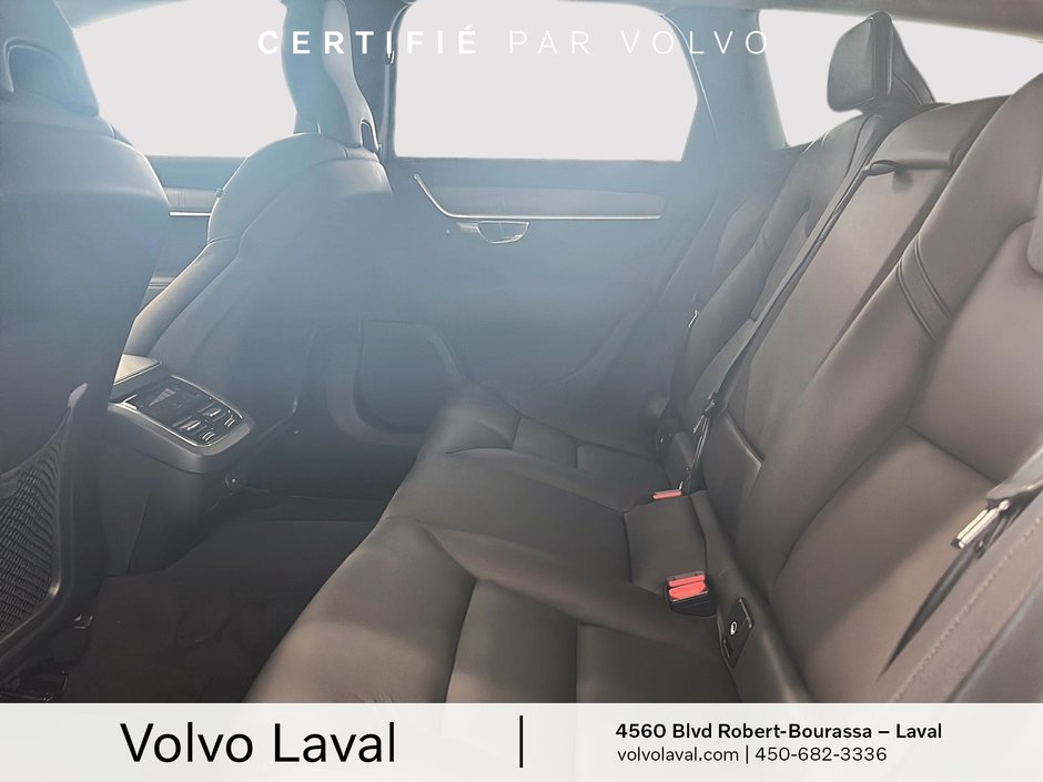 Volvo V90 Cross Country Plus 2023-10