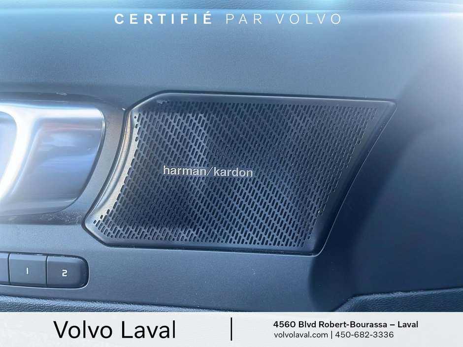 Volvo XC40 Recharge Pure Electric Ultimate 2022-17