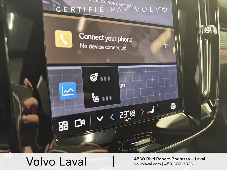 Volvo XC40 Recharge Pure Electric Plus 2022-15