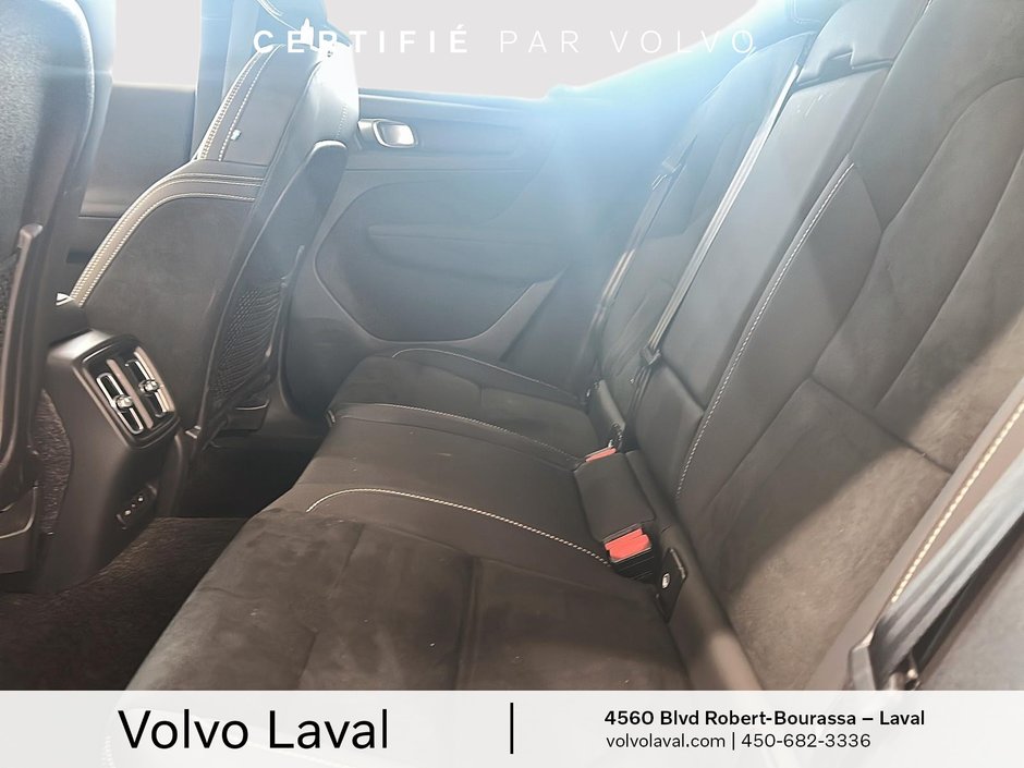 Volvo XC40 Recharge Pure Electric Ultimate 2023-8