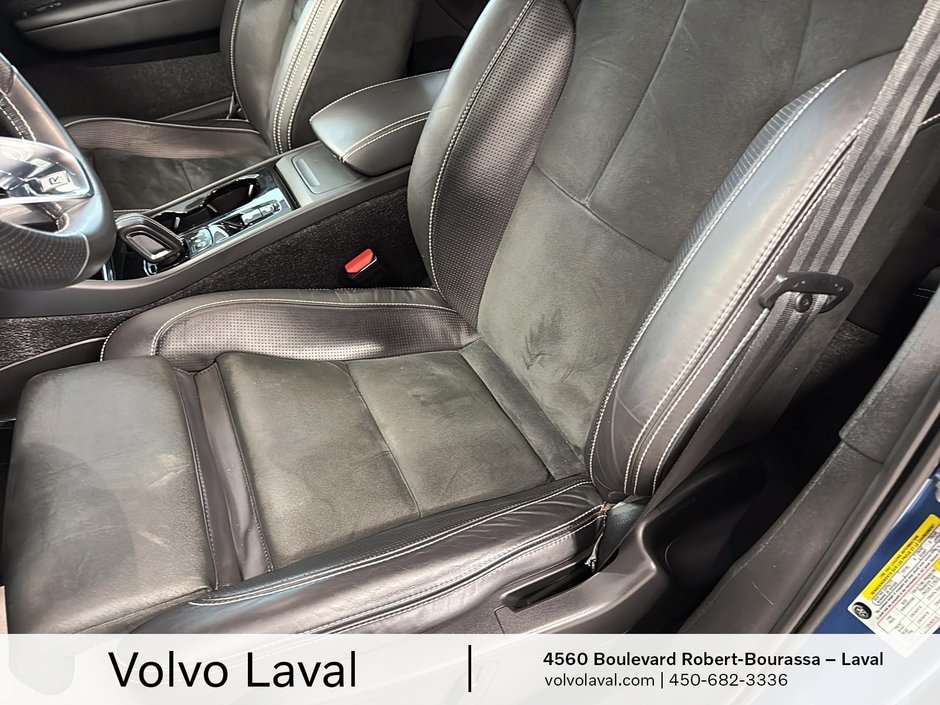 Volvo XC40 R-Design 2019-5