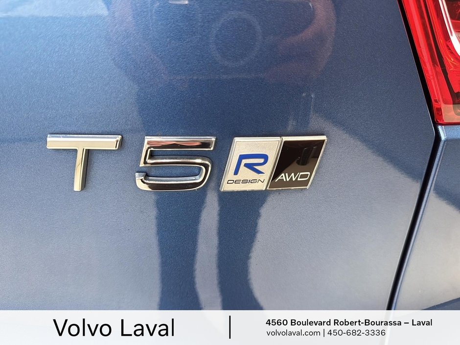 Volvo XC40 R-Design 2019-18