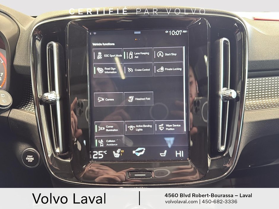 2019 Volvo XC40 R-Design-16