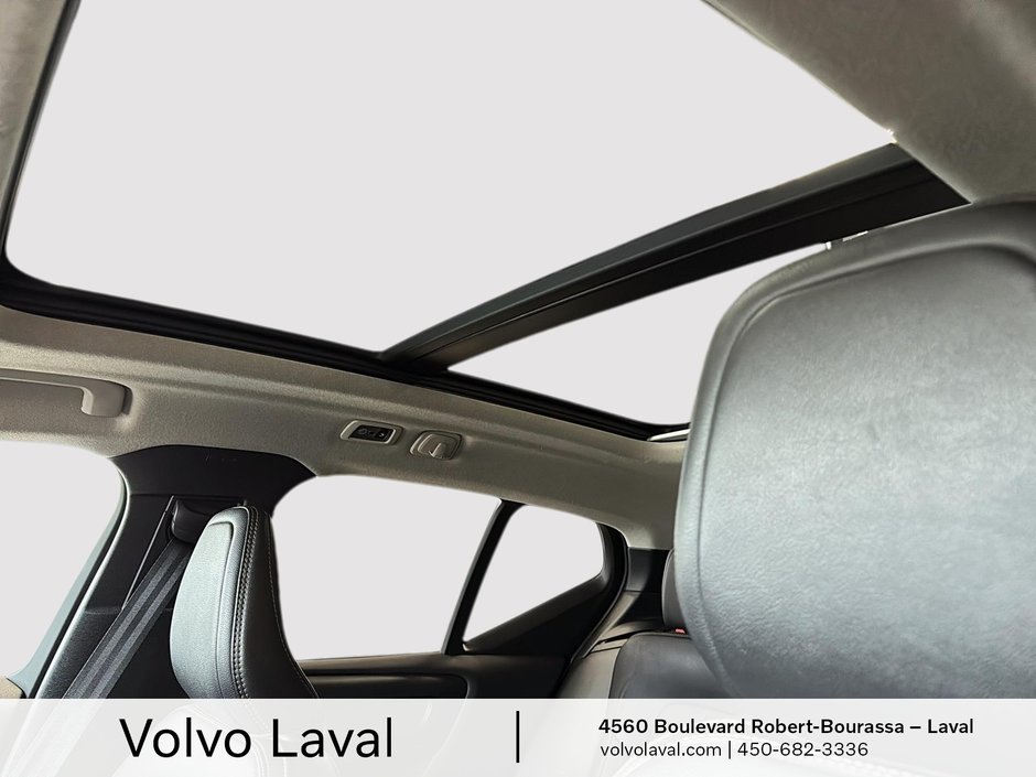 2020 Volvo XC40 Momentum-8