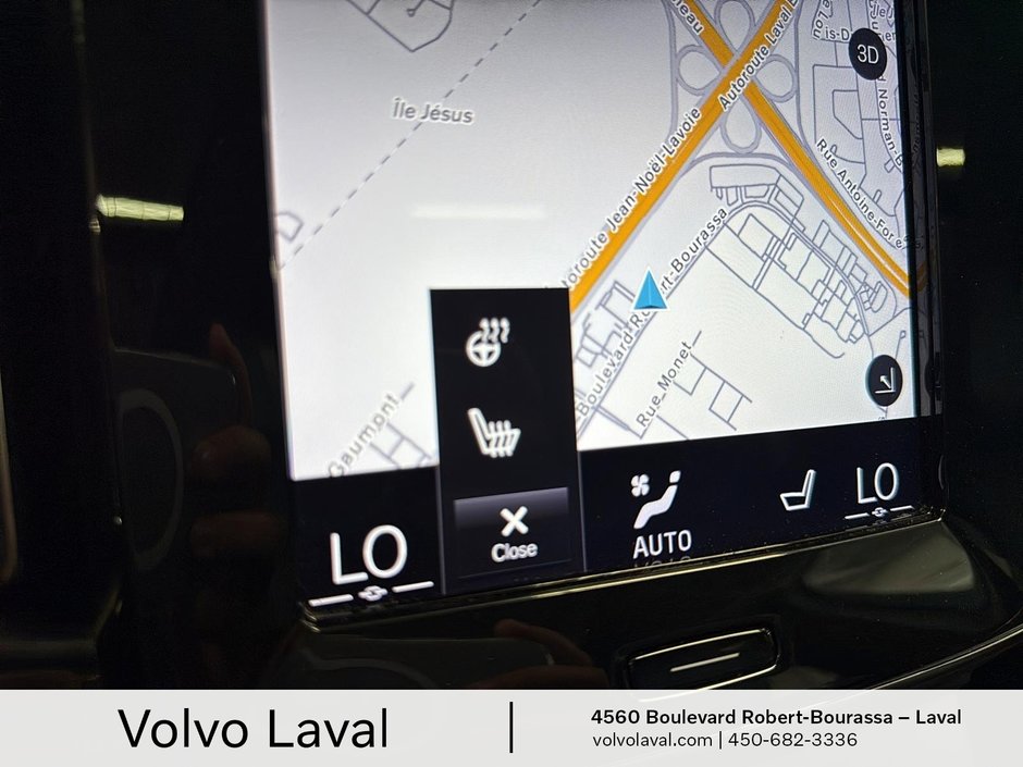 2020 Volvo XC40 Momentum-13