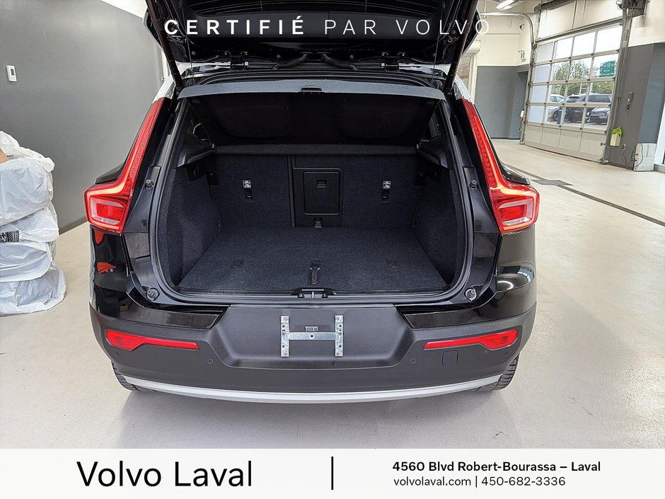 2020 Volvo XC40 Momentum-14