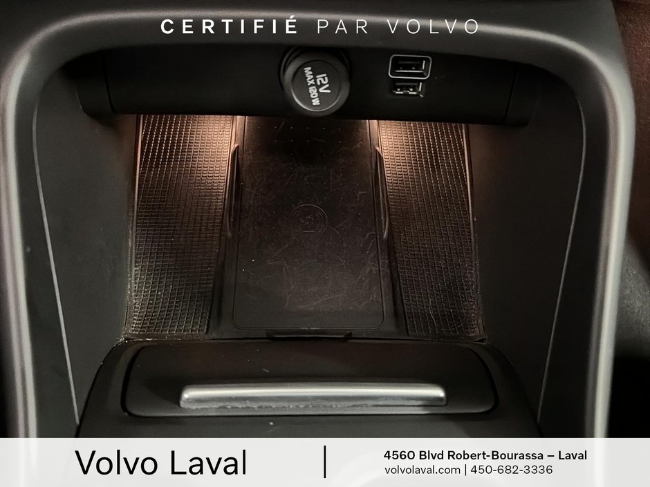 2020 Volvo XC40 Momentum-10