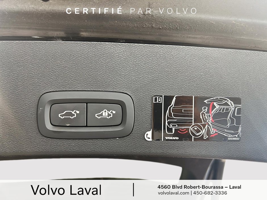 Volvo XC40 Momentum 2021-20