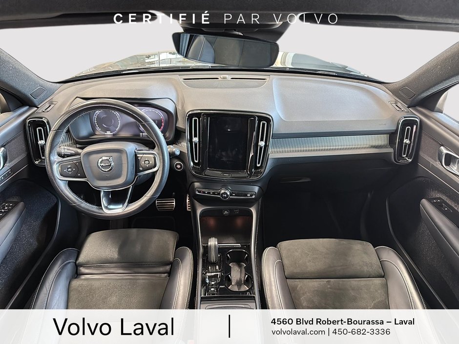 Volvo XC40 R-Design 2021-14