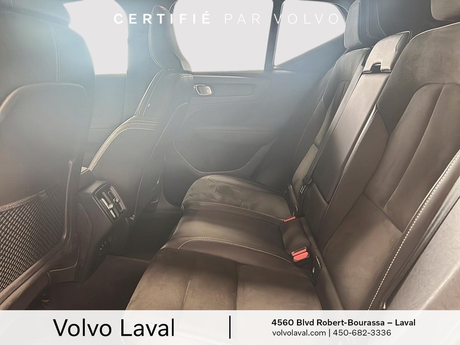 Volvo XC40 R-Design 2021-17