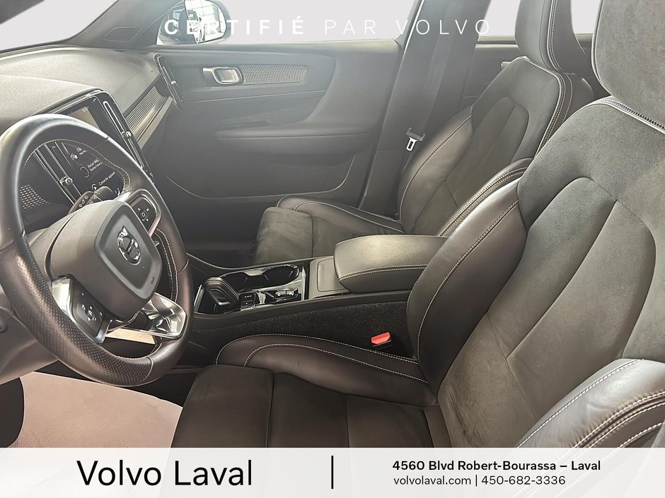Volvo XC40 R-Design 2021-9