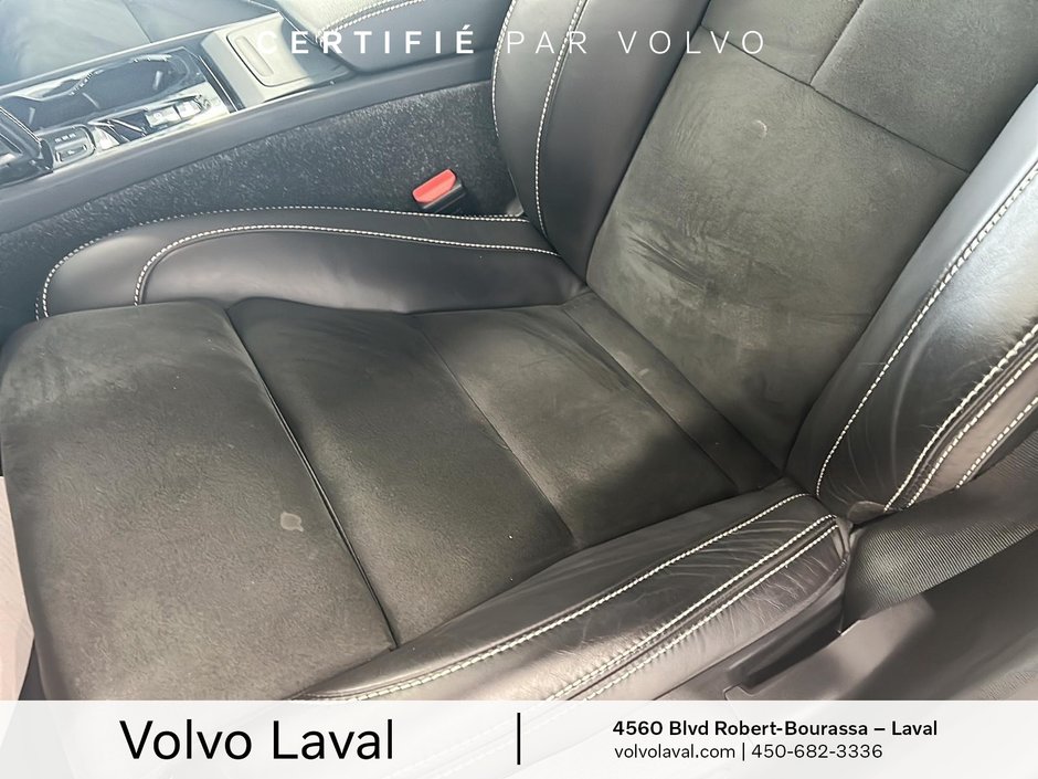 Volvo XC40 R-Design 2021-8