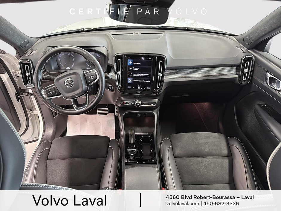 Volvo XC40 R-Design 2021-7