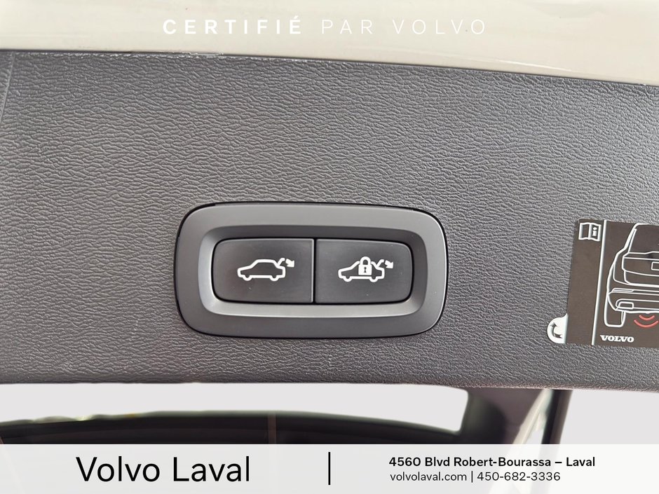Volvo XC40 R-Design 2021-16