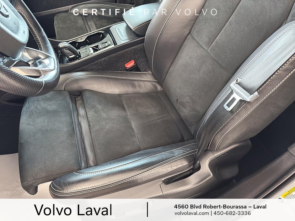 Volvo XC40 R-Design 2021-6