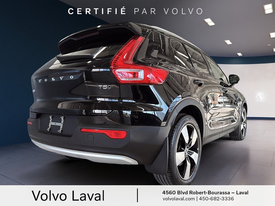 Volvo XC40 Momentum 2021-3