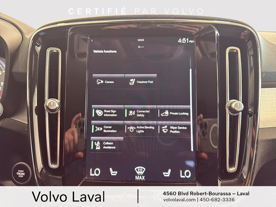 Volvo XC40 Momentum 2021-13