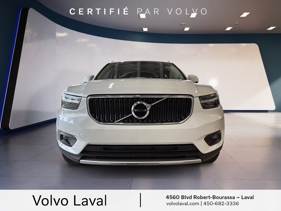 Volvo XC40 Momentum 2021-1