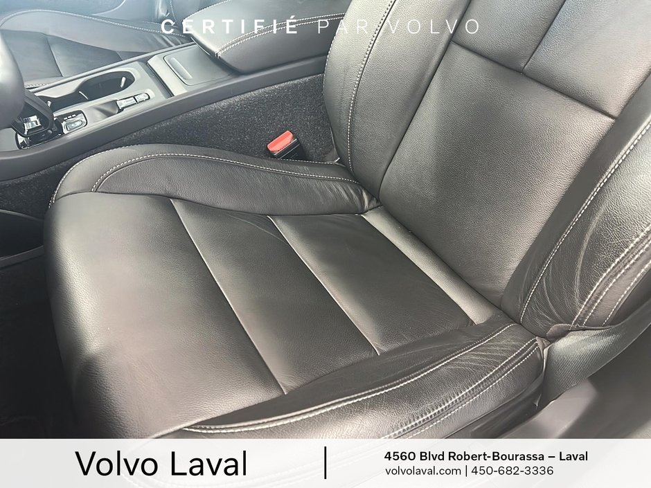 2022 Volvo XC40 Momentum-8