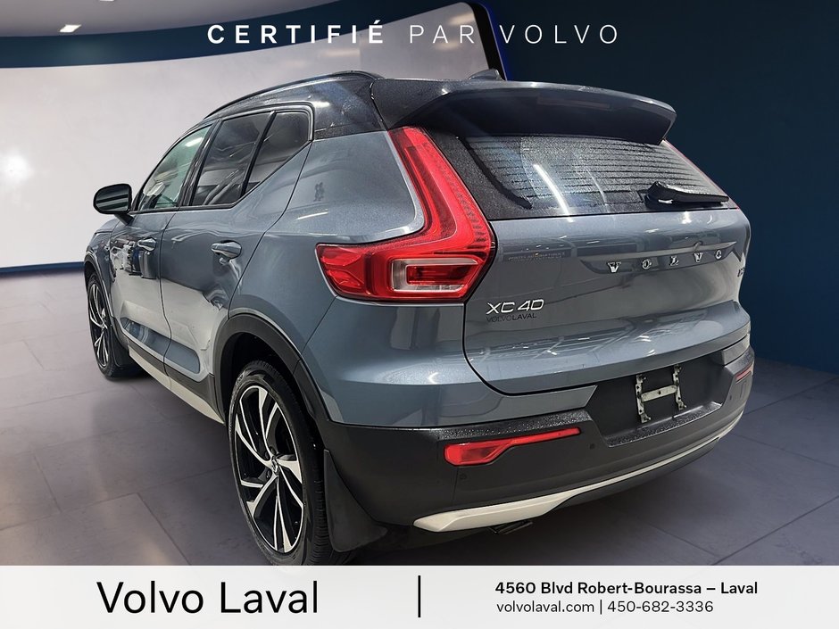Volvo XC40 R-Design 2022-4