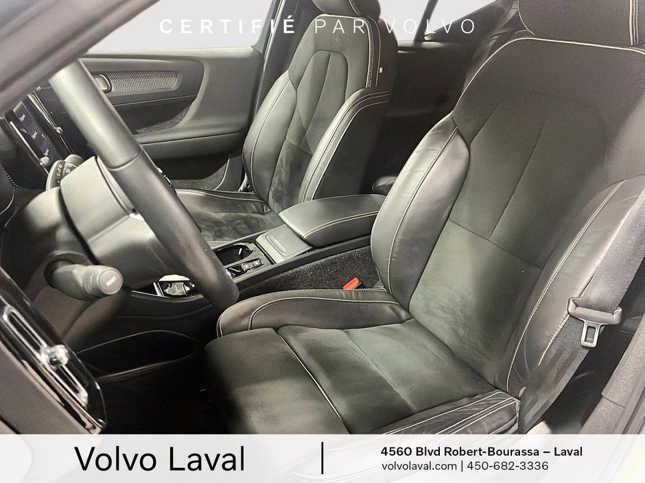 Volvo XC40 R-Design 2022-8