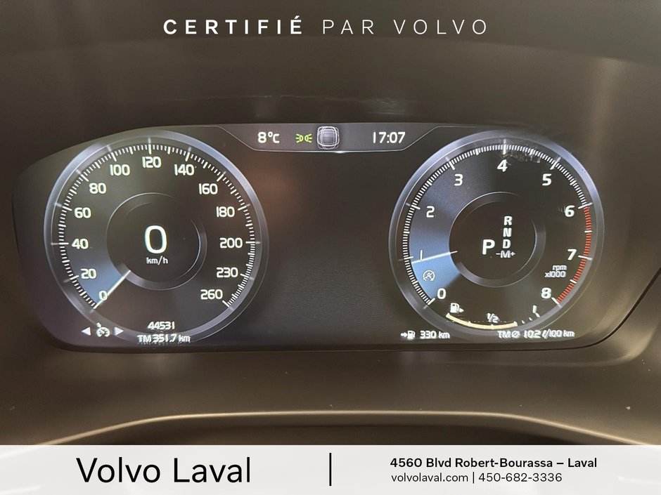 Volvo XC40 R-Design 2022-11