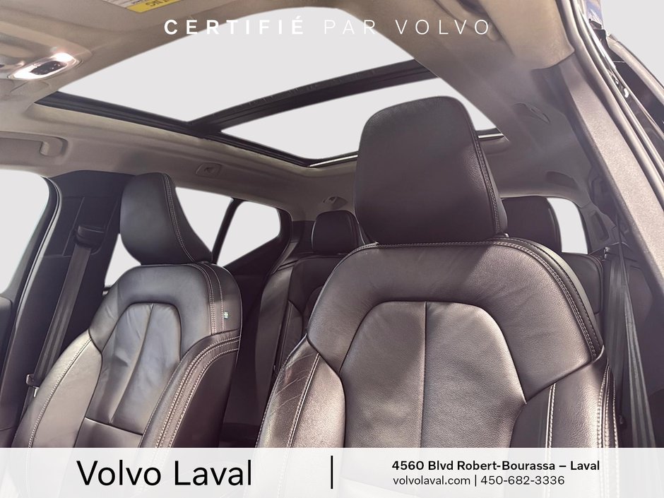 Volvo XC40 Momentum 2022-8