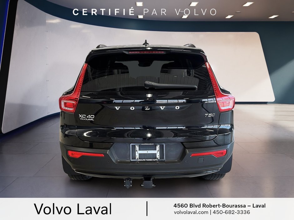 Volvo XC40 R-Design 2022-6