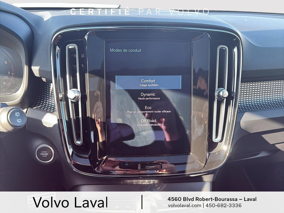 Volvo XC40 R-Design 2022-21