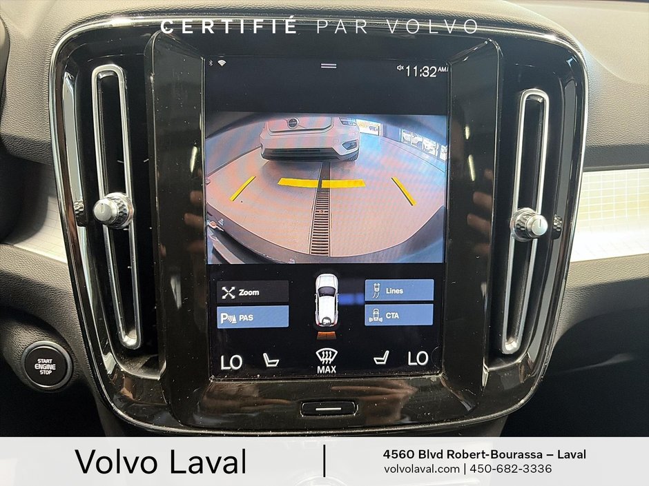 2022 Volvo XC40 Momentum-11