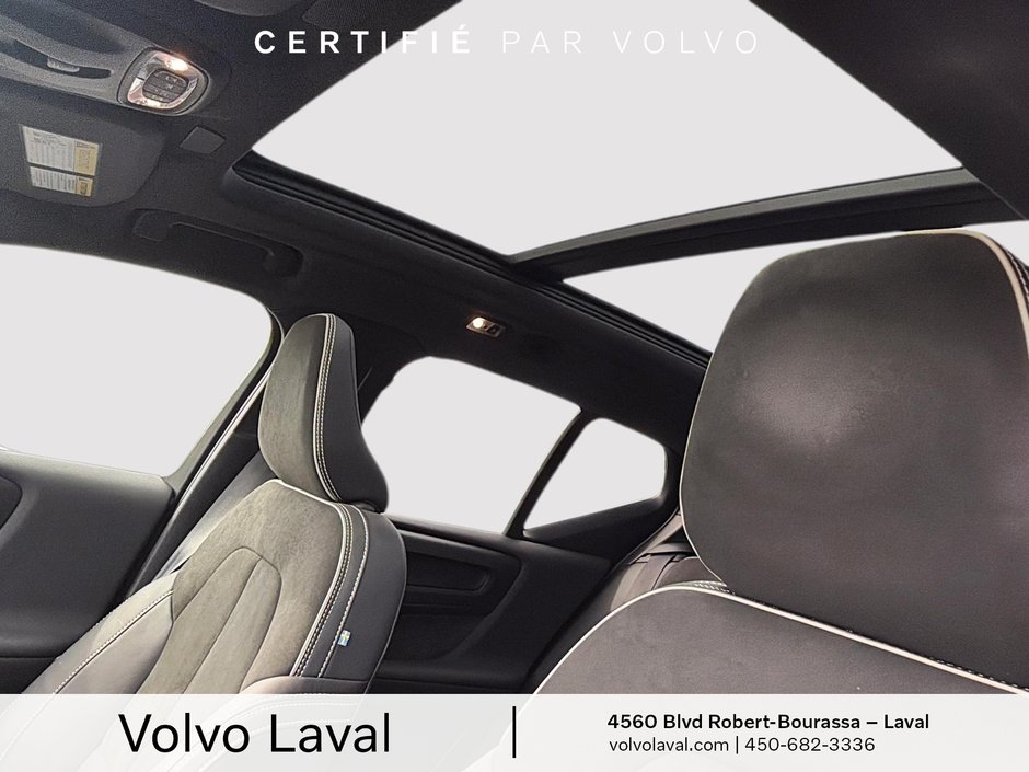 Volvo XC40 R-Design 2022-13