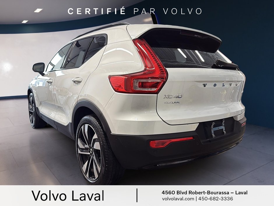 Volvo XC40 Ultimate Dark Theme 2024-4